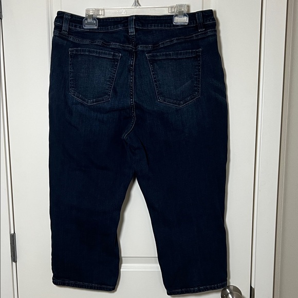 Lane Bryant Indigo Denim Capris Size 20 - Picture 3 of 5